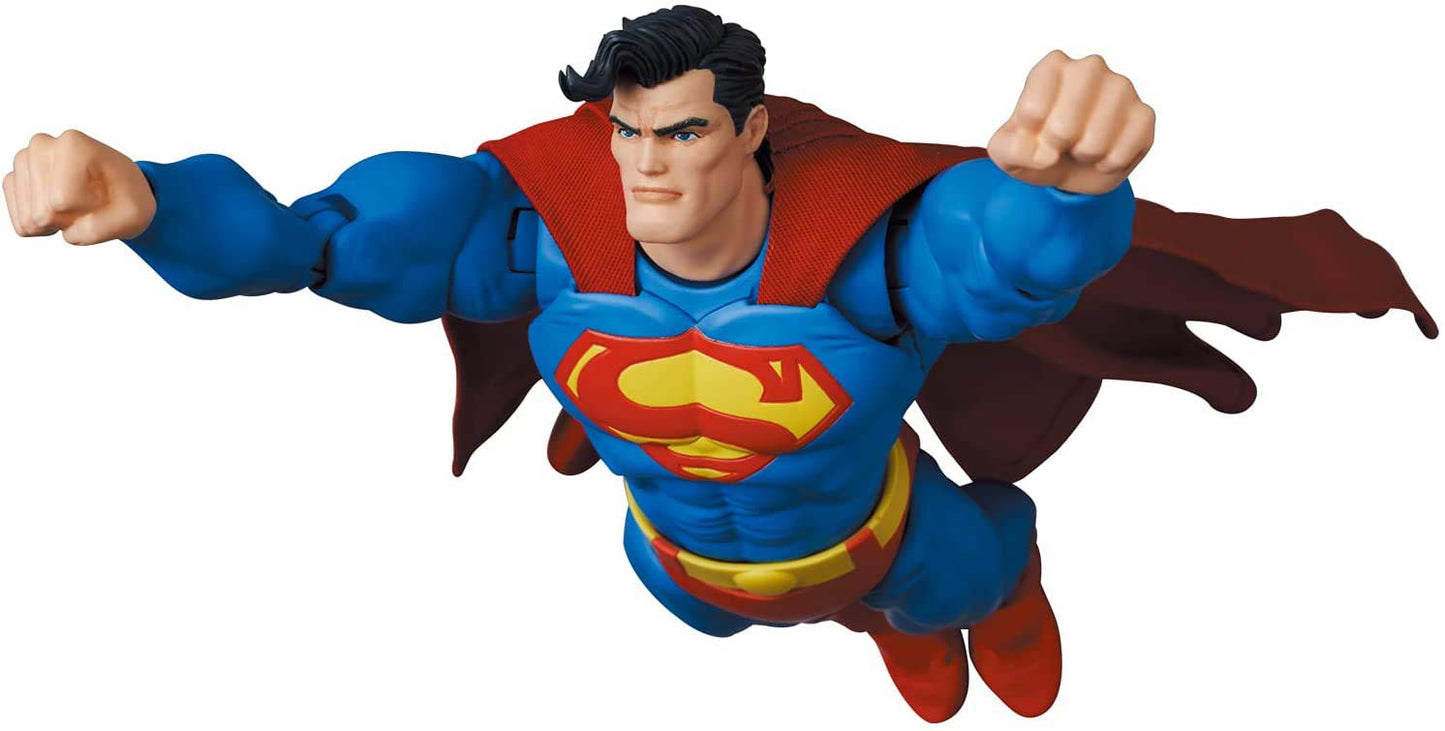(PO) MAFEX Batman: The Dark Knight Returns - Superman