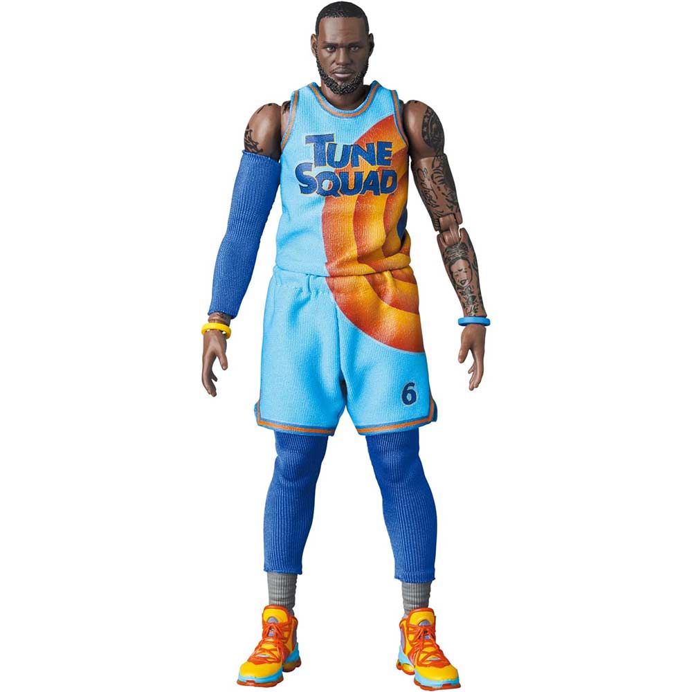 (PO) MAFEX Space Jam: A New Legacy - Lebron James