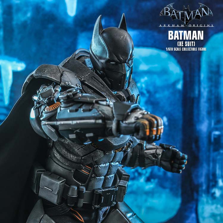 Batman: Arkham Origins VGM52 Batman (XE Suit) 1/6th Scale Collectible Figure