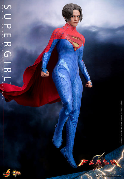 (PO) Movie Masterpiece Series MMS715 - The Flash - Supergirl