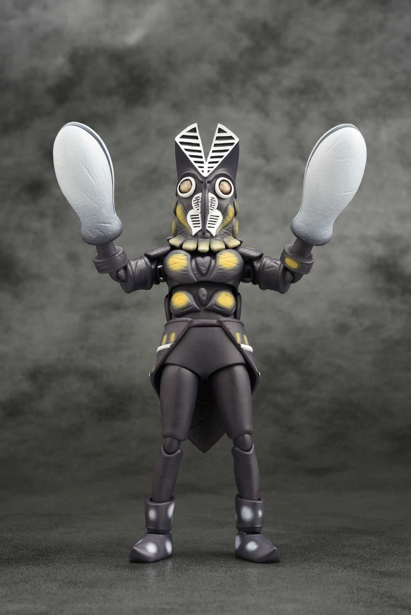 (PO) Monster Action Figure Series Tsuburaya Productions Ver. Redman Baltan Seijin